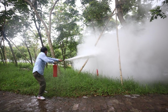 Diễn tập phòng cháy, chữa cháy tại Quảng trường Hồ Chí Minh