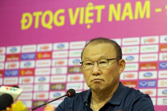 HLV Park chưa hài lòng về thử nghiệm ở tuyển Việt Nam