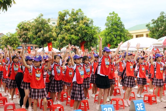1.900 học sinh Nghệ An tham dự ngày hội ‘Thiếu nhi Việt Nam - Học tập tốt, rèn luyện chăm’