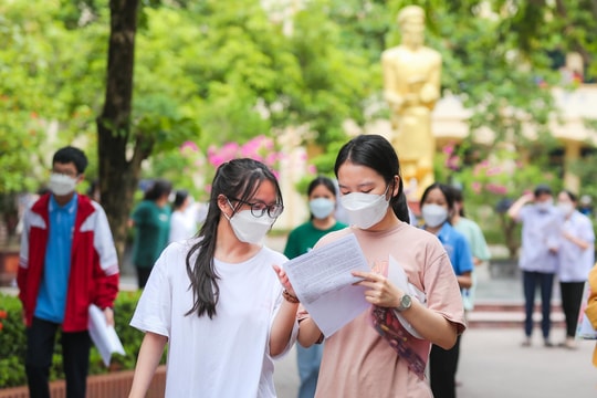 Giáo viên nhận định, có thể có 'mưa' điểm 9, điểm 10 môn Tiếng Anh