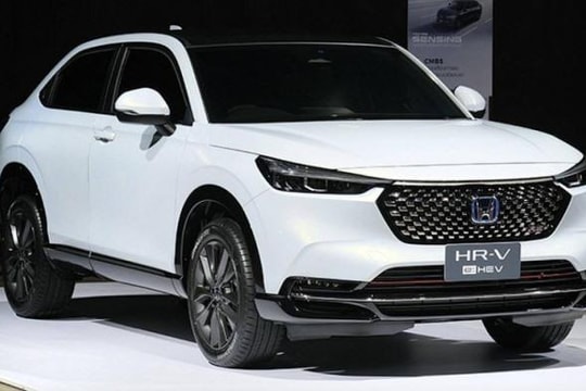 Loạt ô tô mới trình làng khách Việt trong tháng 6