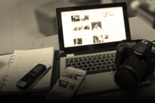 Nghiệp viết, góc nhìn từ một người... ‘ngoại đạo’