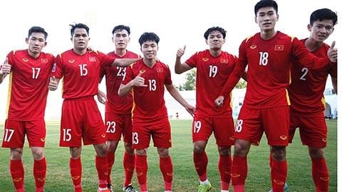 'U23 Việt Nam chưa ăn mừng, vì vẫn còn những trận đấu trước mắt'; Cựu tuyển thủ Lê Quốc Vượng đưa Hòa Bình lên hạng 