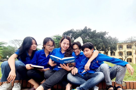 Tiếp sức kỳ thi lớp 10 ở Nghệ An: Tấm lòng đọng lại