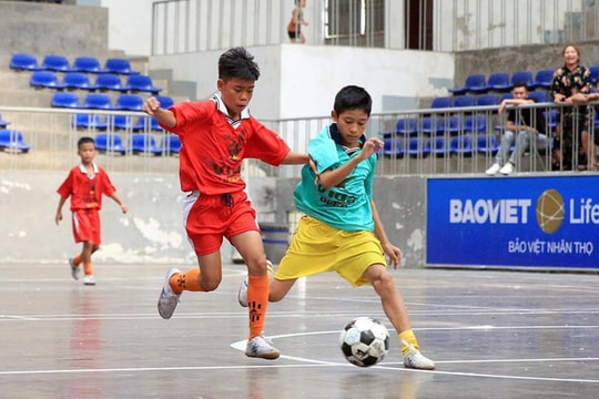 Hình ảnh các đội thiếu niên tham gia Cúp Báo Nghệ An