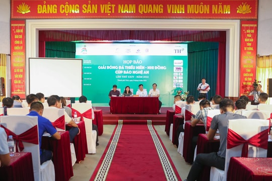 Họp báo Giải Bóng đá Thiếu niên - Nhi đồng Cúp Báo Nghệ An lần thứ 24