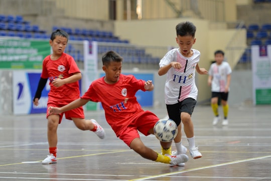  Nhi đồng Thành phố Vinh - Nhi đồng Quỳ Châu (2-2): Trận hoà đầy kịch tính