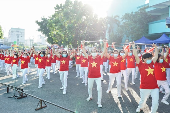 Vinamilk khởi động chuỗi ngày ‘sống khỏe, sống thanh xuân’ hướng đến người cao tuổi cả nước