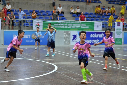 Nhi đồng Con Cuông - Nhi đồng Tương Dương (4-3): Màn rượt đuổi tỷ số ngoạn mục