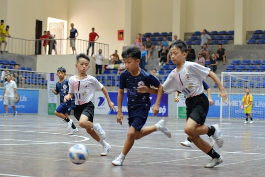 Nhi đồng Anh Sơn - Nhi đồng thành phố Vinh (3-3): Cầm hoà đầy kịch tính
