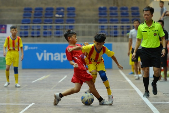 Nhi đồng Nghĩa Đàn - Nhi đồng Cửa Lò: Trận đấu mãn nhãn dù chỉ mang tính thủ tục