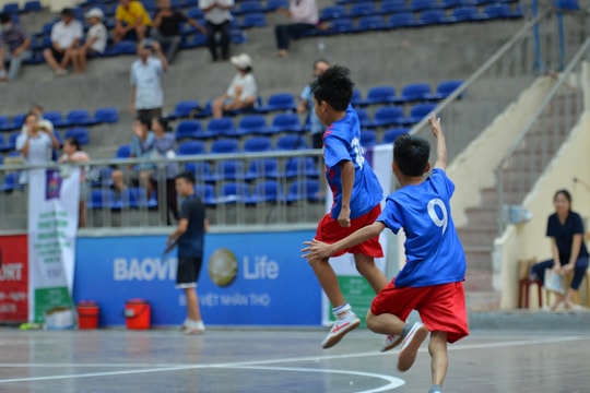 Thắng đậm Nhi đồng Kỳ Sơn, Nhi đồng quê Bác cầm tấm vé vào tứ kết