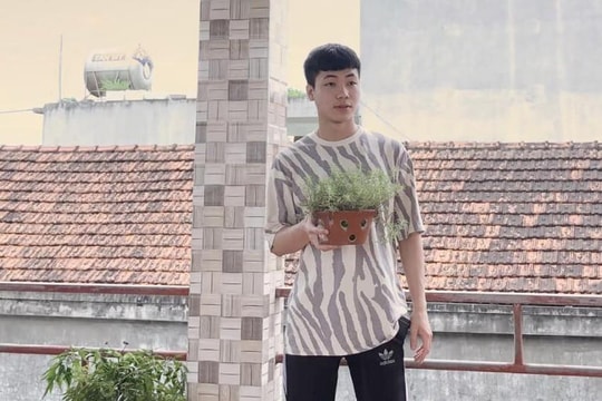 Đang học đại học, cháu bắt xe khách về chịu tang bà nội thì gặp nạn