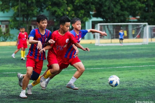 Tổng hợp những bàn thắng đẹp trong trận bán kết của đội Thiếu niên