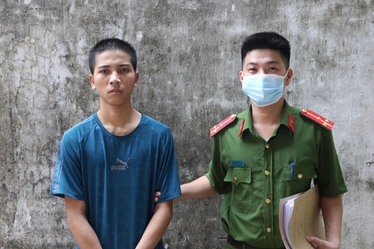 Tên trộm 7 lần đột nhập chùa Cần Linh bị bắt khi đang chơi game