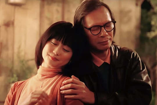 Phim 'Trịnh Công Sơn' ngừng chiếu 