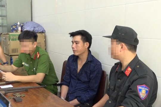 Bắt đối tượng đặc biệt nguy hiểm, sử dụng lựu đạn và súng khi mua bán ma túy