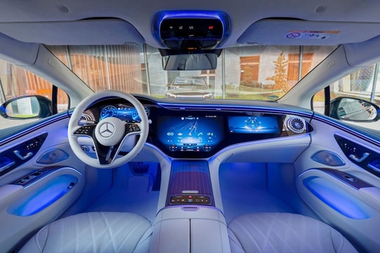 Những màn hình ô tô lớn nhất thế giới