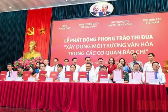 Phát động phong trào thi đua “Xây dựng môi trường văn hóa trong các cơ quan báo chí” 