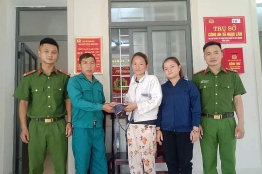 3 phụ nữ nghèo nhặt được 52 triệu đồng trả lại người đánh rơi