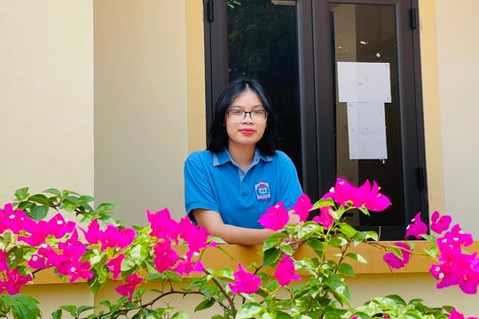 Thủ khoa chuyên Anh tại Nghệ An sở hữu chuỗi thành tích đáng nể