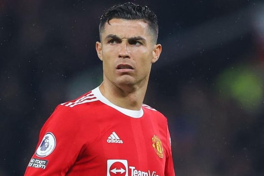 Quang Hải hài lòng với CLB nhỏ ở Pháp; Ronaldo muốn đến Bayern Munich