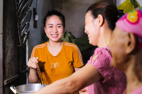 Hạnh phúc đong đầy trong ngôi nhà có 4 thế hệ