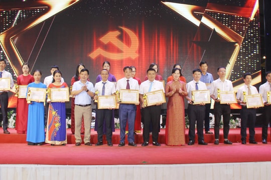 Nghệ An: Nhìn lại 5 năm thực hiện Chỉ thị số 13 của Ban Thường vụ Tỉnh ủy về nâng cao chất lượng sinh hoạt chi bộ