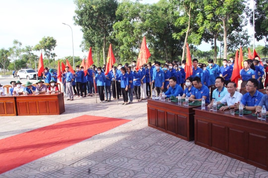 Tuổi trẻ Nghệ An đồng loạt hưởng ứng ngày cao điểm 'Chiến sỹ tình nguyện vì văn minh đô thị'