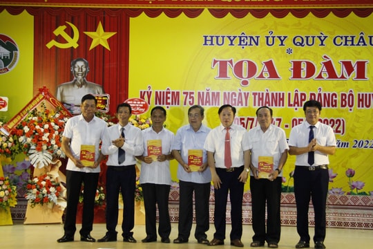 Quỳ Châu tổ chức toạ đàm kỷ niệm 75 năm ngày thành lập Đảng bộ