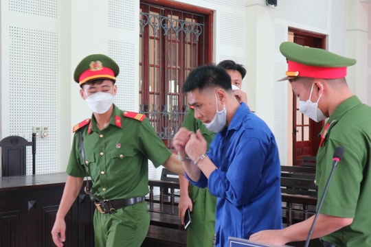 Lời biện minh của gã đàn ông biết thùng hàng chứa ma túy nhưng không trình báo công an