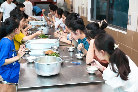 Ngày thi thứ 2 của những thí sinh đến từ các huyện miền núi Nghệ An