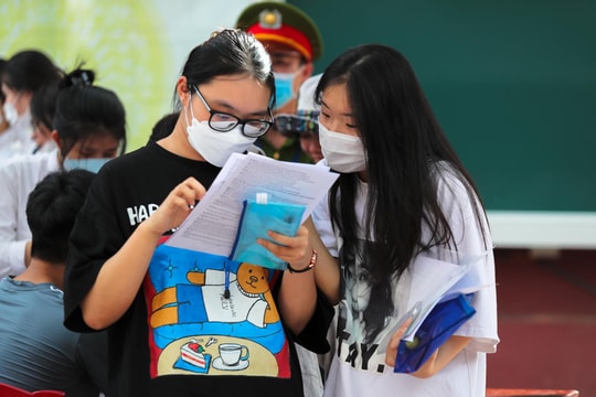 Đề môn Ngoại ngữ Kỳ thi tốt nghiệp THPT 2022 độ phân hóa cao, nhiều thí sinh lo lắng 