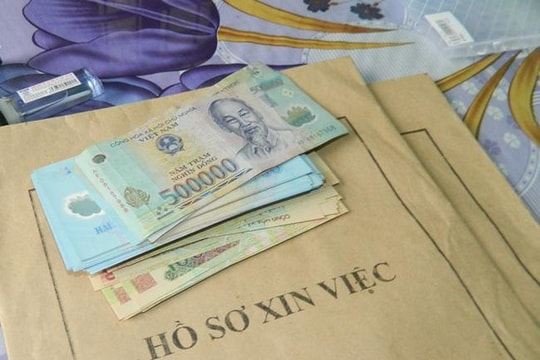 Thầy giáo 'nổ' chạy việc chiếm đoạt hàng trăm triệu đồng