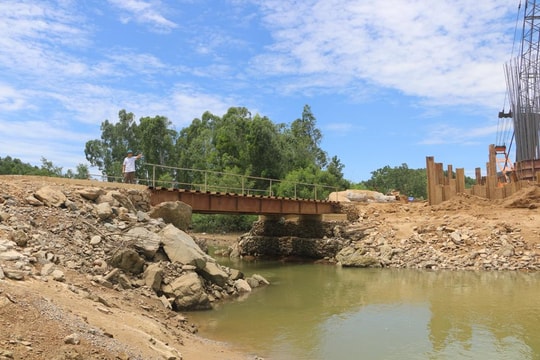 Xử lý kịp thời bất cập phát sinh trong thi công cao tốc Bắc - Nam đoạn qua Nghệ An 