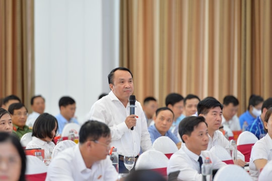 Bác sỹ nội trú mới ra trường được bệnh viện công lập trả 15 triệu đồng, bệnh viện tư trả 70-100 triệu đồng