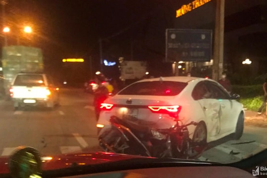 Ô tô va chạm xe máy, một người tử vong