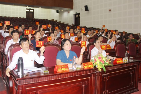 Thành phố Vinh thông qua 7 nghị quyết về kinh tế - xã hội và hoạt động của Hội đồng nhân dân