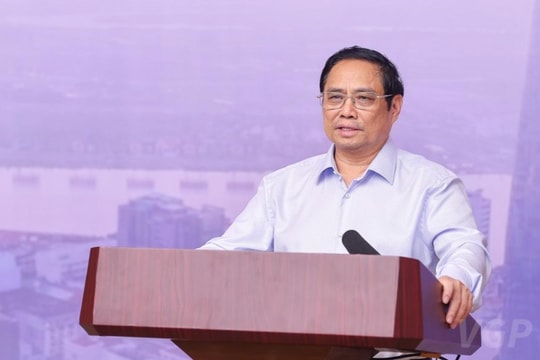 Thủ tướng: Gỡ 'điểm nghẽn' để bất động sản phát triển lành mạnh, bền vững