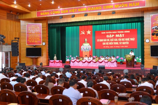 Ban Tuyên giáo Trung ương gặp mặt cơ quan báo chí, xuất bản, văn học, nghệ thuật khu vực miền Trung, Tây Nguyên