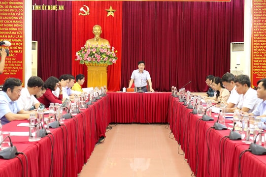 Cho ý kiến về Kế hoạch thực hiện cuộc vận động 'Người Việt Nam ưu tiên dùng hàng Việt Nam' trong tình hình mới