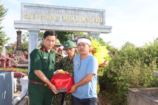 Ban Chỉ đạo 515 tỉnh Nghệ An bàn giao hài cốt liệt sĩ cán bộ miền Nam tập kết ra Bắc về quê hương