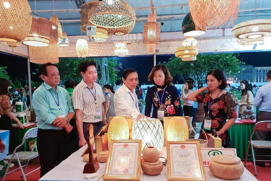 Phát huy vai trò hội nông dân trong phát triển nông nghiệp, xây dựng nông thôn mới 