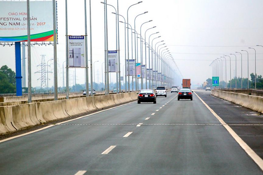2 việc tài xế cần làm trước ngày 1/8 để di chuyển thuận lợi trên cao tốc