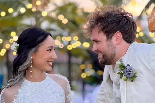 Diva Mỹ Linh chia sẻ hình ảnh đám cưới con gái tại Hội An