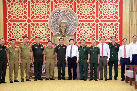 Lãnh đạo tỉnh Nghệ An tiếp đại biểu 3 tỉnh Hủa Phăn, Xiêng Khoảng và Bôlykhămxay