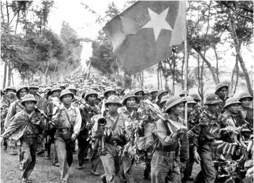 Hồn liệt sỹ xanh thắm rừng thiêng