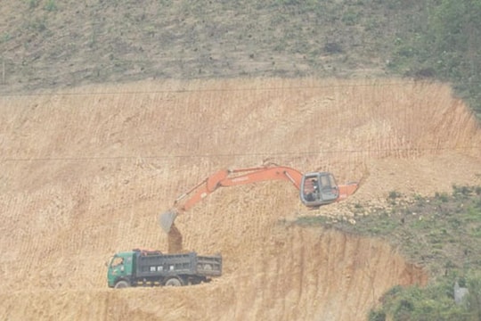 Cử tri huyện Anh Sơn kiến nghị về việc cải tạo đất, hạ nền đất 