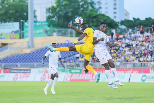 Sông Lam Nghệ An hoàn thiện vị trí qua từng vòng đấu