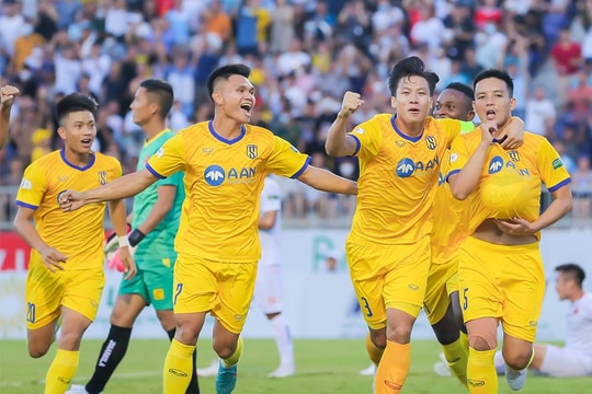 Vòng 9 V.League 2022: Hà Nội FC, Sông Lam Nghệ An, HAGL tách tốp 